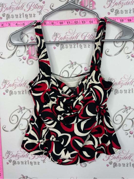 Caribbean Joe Other - Caribbean Joe tankini pool Black, Red & Cream Twist-Front Tank Top